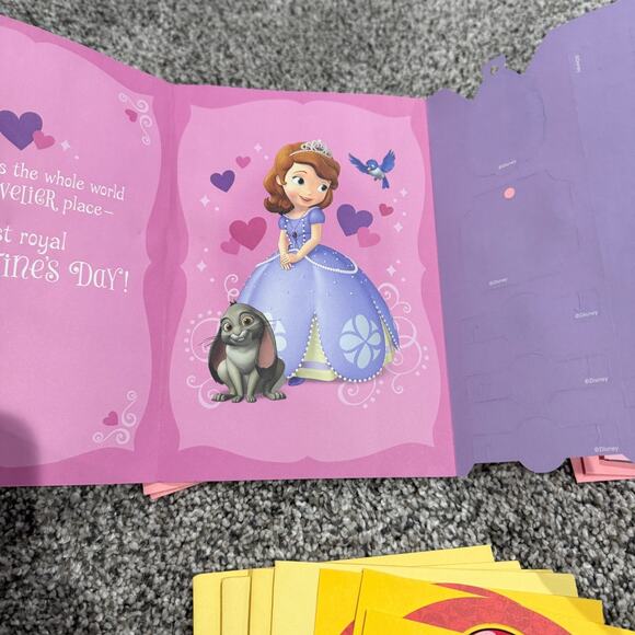 18 HALLMARK Mixed Disney, Pokemon, Star Wars, Super Mario Valentine's Day Cards - Picture 10 of 16